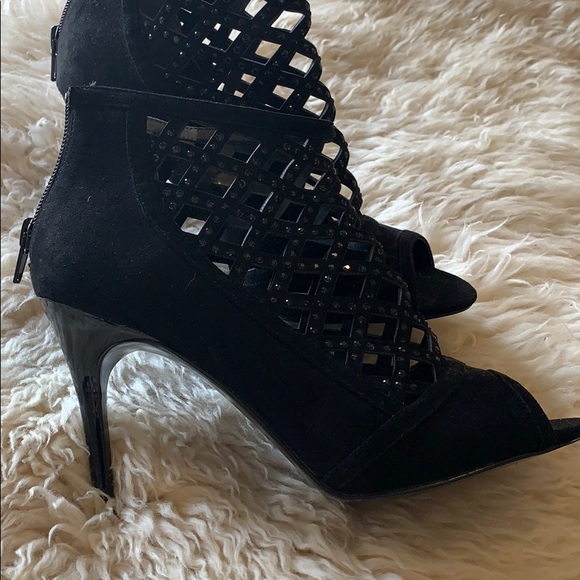 Fun Nina Heels - Picture 3 of 8